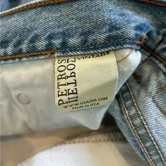 Vintage Levi's 505 high rise Two-Tone Reworked Cut Off
Denim Shorts - Picture 4 of 7